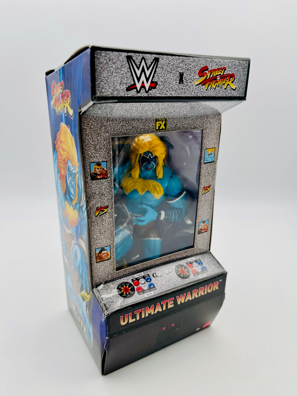 WWE Elite Collection | Ultimate Warrior (Street Fighter) | OVP