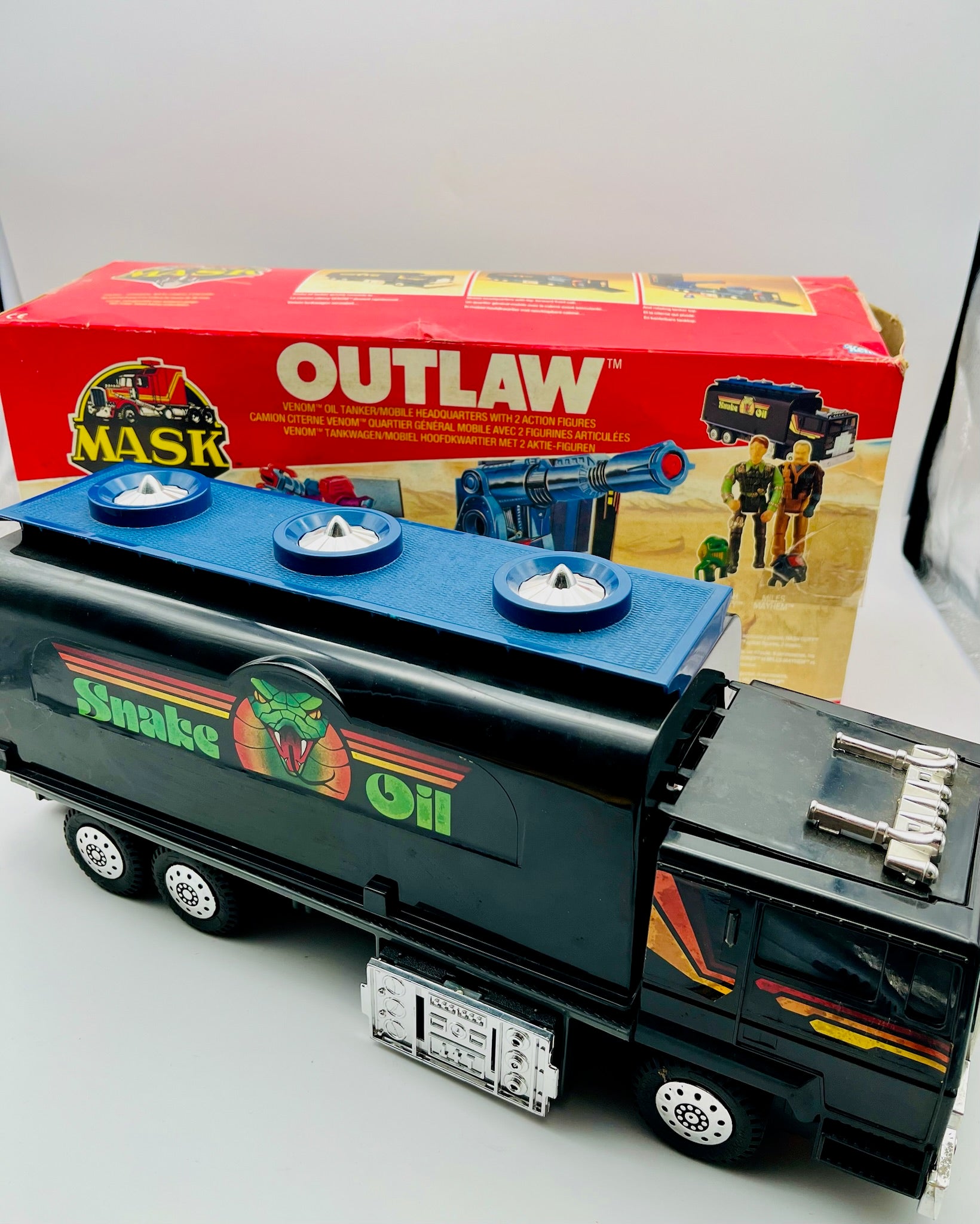 M.A.S.K. | Outlaw (Venom) Oil Tanker